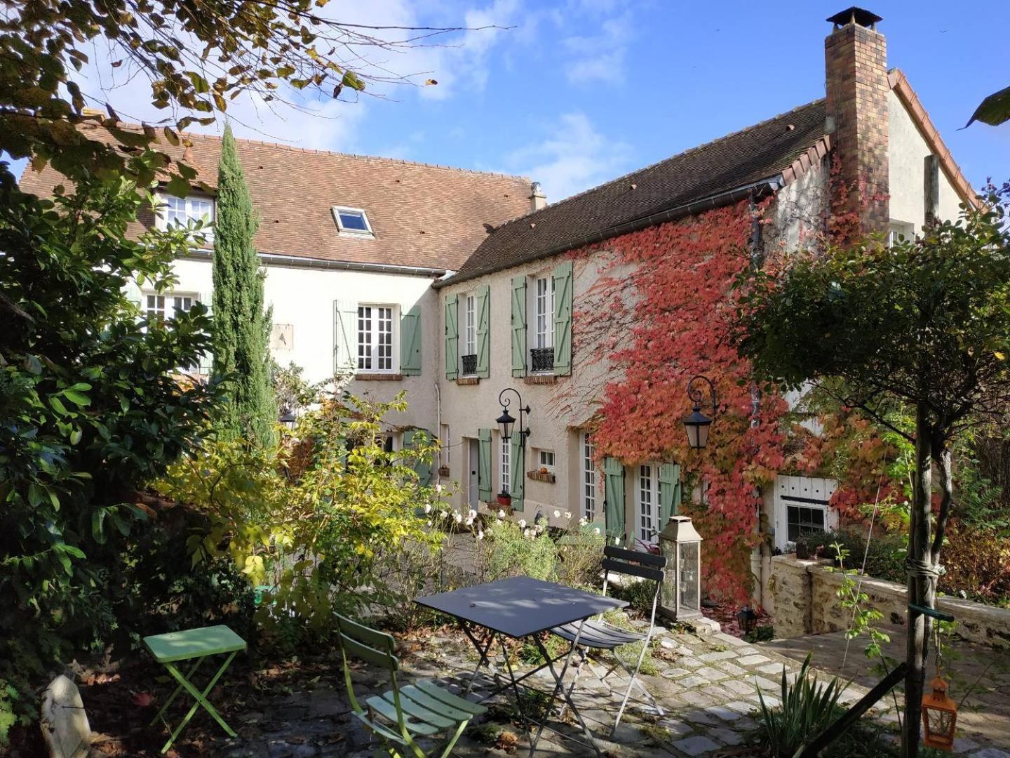 Maison D'Hotes La Source 马尼·莱斯·阿莫 外观 照片